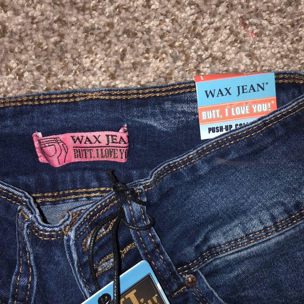Jeans - Picture 3 of 3